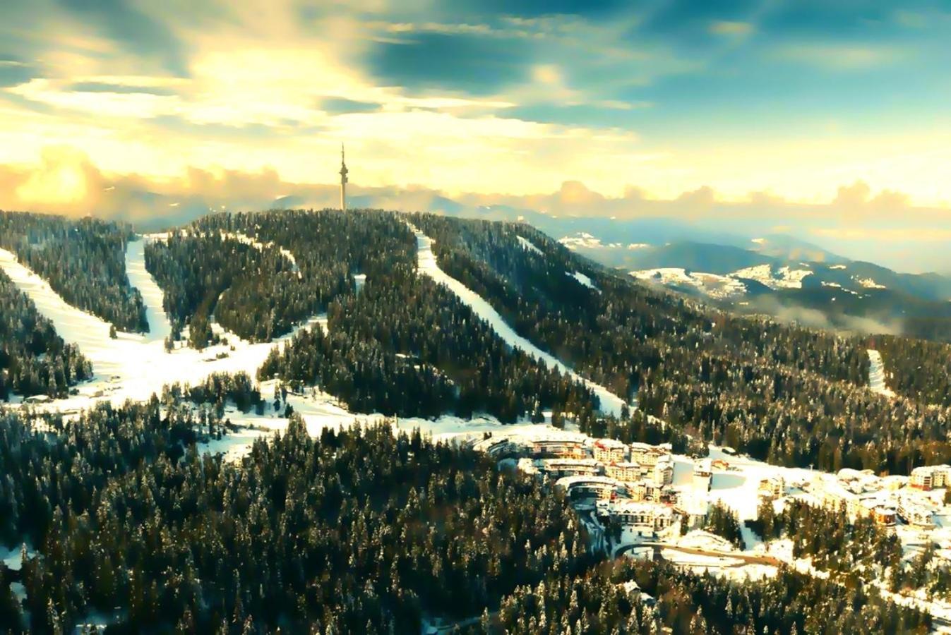Arendo Ski Апартамент В Grand Monastery ปอมโปโรโว ภายนอก รูปภาพ